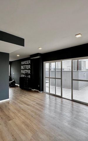 Apartamento à venda com 45m², 2 quartos e 1 vaga Apartamento à venda com 45m², 2 quartos e 1 vagaAcademia