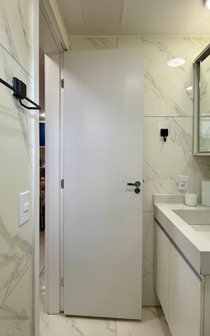 Apartamento à venda com 45m², 2 quartos e 1 vaga Apartamento à venda com 45m², 2 quartos e 1 vagaBanheiro