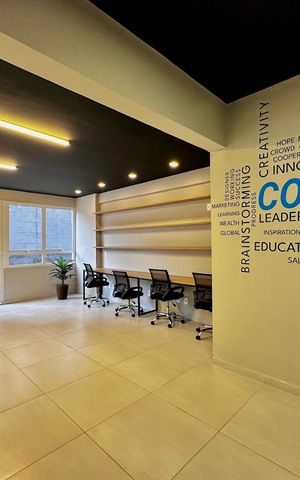 Apartamento à venda com 45m², 2 quartos e 1 vaga Apartamento à venda com 45m², 2 quartos e 1 vagaCoworking