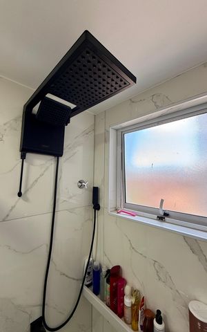 Apartamento à venda com 45m², 2 quartos e 1 vaga Apartamento à venda com 45m², 2 quartos e 1 vagaBanheiro