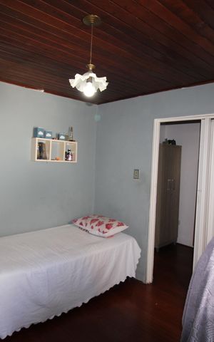 Casa à venda com 180m², 5 quartos e sem vagaCasa 2 - Quarto 1