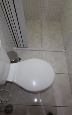 Casa à venda com 180m², 5 quartos e sem vagaQuarto 1 - Banheiro