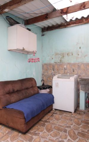 Casa à venda com 180m², 5 quartos e sem vagaCasa 2 - Área de Serviço