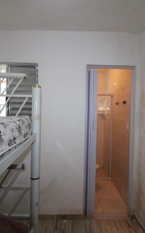 Casa à venda com 180m², 5 quartos e sem vagaQuarto 2
