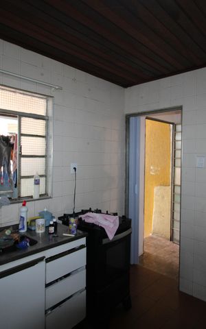 Casa à venda com 180m², 5 quartos e sem vagaCasa 3 - Cozinha