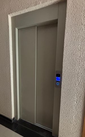 Apartamento à venda com 52m², 2 quartos e 1 vaga Apartamento à venda com 52m², 2 quartos e 1 vagaElevador