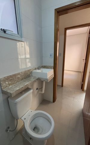 Apartamento à venda com 52m², 2 quartos e 1 vaga Apartamento à venda com 52m², 2 quartos e 1 vagaBanheiro