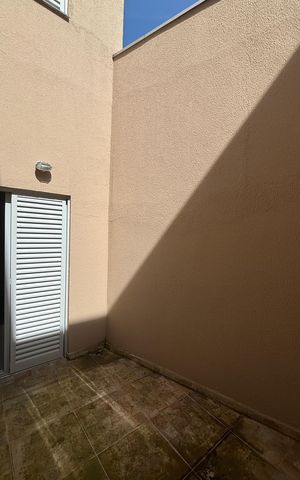 Apartamento para alugar com 52m², 2 quartos e 1 vaga Apartamento para alugar com 52m², 2 quartos e 1 vagaVaranda