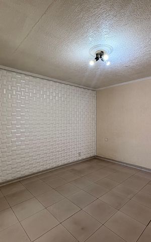 Casa à venda com 220m², 4 quartos e 2 vagas Casa à venda com 220m², 4 quartos e 2 vagasSuite