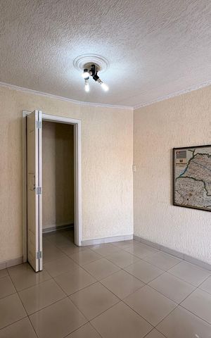 Casa à venda com 220m², 4 quartos e 2 vagas Casa à venda com 220m², 4 quartos e 2 vagasQuarto 2