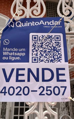 Casa à venda com 220m², 4 quartos e 2 vagas Casa à venda com 220m², 4 quartos e 2 vagasPlaquinha: IYJT-1098