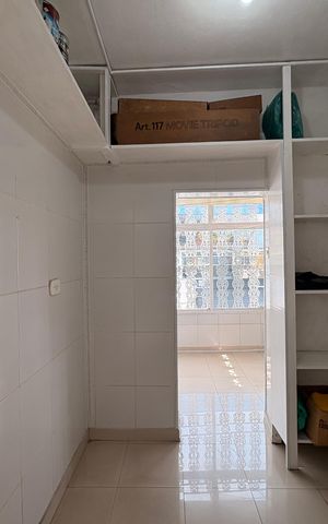 Casa à venda com 220m², 4 quartos e 2 vagas Casa à venda com 220m², 4 quartos e 2 vagasDepósito