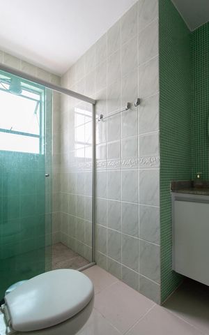 Apartamento à venda com 160m², 4 quartos e 2 vagas Apartamento à venda com 160m², 4 quartos e 2 vagasBanheiro da Suíte 2