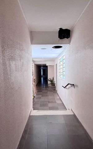 Apartamento à venda com 79m², 2 quartos e sem vagaÁrea comum