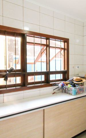 Casa à venda com 110m², 4 quartos e 4 vagas Casa à venda com 110m², 4 quartos e 4 vagasÁrea de Serviço