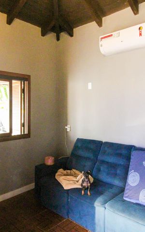 Casa à venda com 110m², 4 quartos e 4 vagas Casa à venda com 110m², 4 quartos e 4 vagasSala