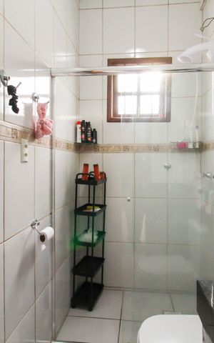 Casa à venda com 110m², 4 quartos e 4 vagas Casa à venda com 110m², 4 quartos e 4 vagasBanheiro 2