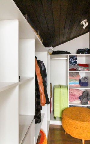 Casa à venda com 110m², 4 quartos e 4 vagas Casa à venda com 110m², 4 quartos e 4 vagasCloset Suíte