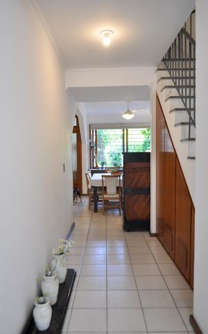 Casa à venda com 135m², 4 quartos e 2 vagas