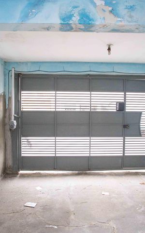 Casa à venda com 158m², 2 quartos e 2 vagasGaragem