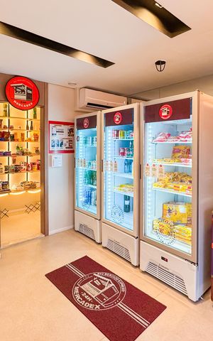 Studio à venda com 28m², 1 quarto e sem vaga Studio à venda com 28m², 1 quarto e sem vagaMercado 24 Horas