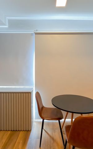 Studio à venda com 28m², 1 quarto e sem vaga Studio à venda com 28m², 1 quarto e sem vagaPersianas