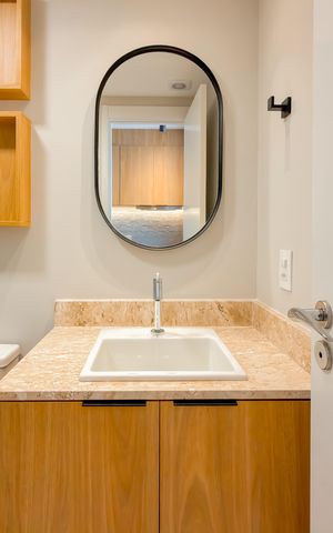 Studio à venda com 28m², 1 quarto e sem vaga Studio à venda com 28m², 1 quarto e sem vagaBanheiro