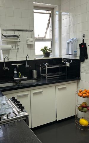 Apartamento à venda com 125m², 4 quartos e 2 vagas Apartamento à venda com 125m², 4 quartos e 2 vagascozinha