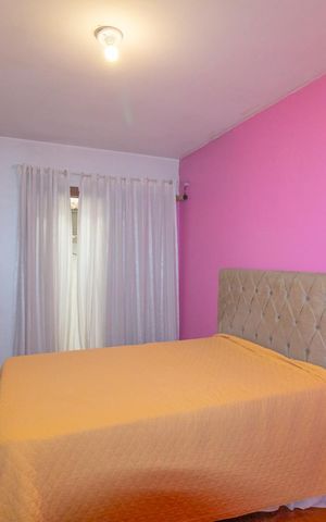 Casa à venda com 60m², 3 quartos e 2 vagas Casa à venda com 60m², 3 quartos e 2 vagasQuarto 1