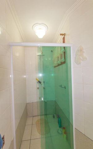 Casa à venda com 60m², 3 quartos e 2 vagas