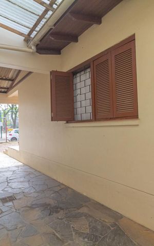 Casa à venda com 60m², 3 quartos e 2 vagas Casa à venda com 60m², 3 quartos e 2 vagasGaragem
