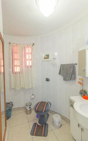 Casa à venda com 60m², 3 quartos e 2 vagas