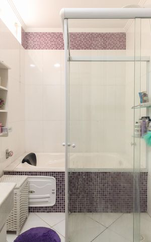 Casa à venda com 120m², 2 quartos e 1 vagaBanheiro Suíte 2