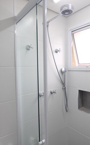Apartamento à venda com 66m², 3 quartos e 2 vagasQuarto 2 - Banheiro
