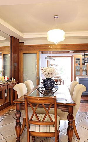 Casa à venda com 400m², 4 quartos e 2 vagasSala - Janta