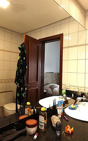Casa à venda com 400m², 4 quartos e 2 vagasSuíte 2 Banheiro