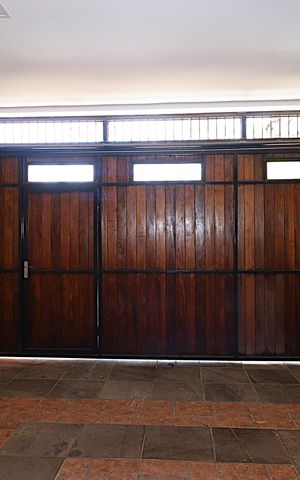 Casa à venda com 400m², 4 quartos e 2 vagasGaragem