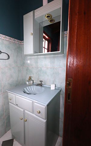 Casa à venda com 400m², 4 quartos e 2 vagasLavabo 2