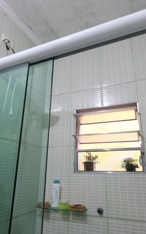 Casa à venda com 224m², 3 quartos e 3 vagasBanheiro da Suíte