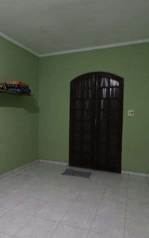 Casa à venda com 224m², 3 quartos e 3 vagasQuarto 3