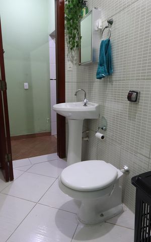 Casa à venda com 224m², 3 quartos e 3 vagasBanheiro da Suíte