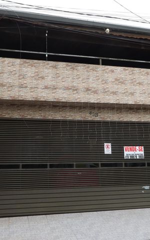 Casa à venda com 224m², 3 quartos e 3 vagasFachada