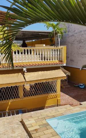 Casa para alugar com 220m², 3 quartos e 1 vaga Casa para alugar com 220m², 3 quartos e 1 vagaÁrea externa