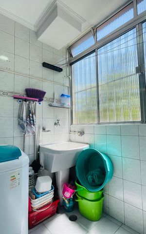 Apartamento à venda com 52m², 2 quartos e 1 vaga Apartamento à venda com 52m², 2 quartos e 1 vagaÁrea de Serviço