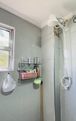 Apartamento à venda com 52m², 2 quartos e 1 vaga Apartamento à venda com 52m², 2 quartos e 1 vagaBanheiro