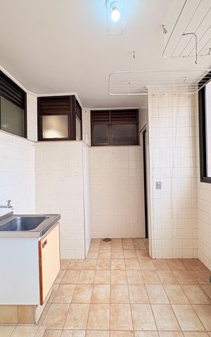 Apartamento à venda com 154m², 3 quartos e 1 vagaÁrea de Serviço