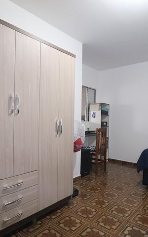 Casa à venda com 168m², 3 quartos e 3 vagasQuarto 2