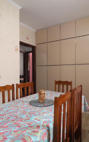 Casa à venda com 168m², 3 quartos e 3 vagasCozinha
