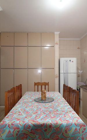 Casa à venda com 168m², 3 quartos e 3 vagasCozinha