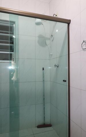 Casa à venda com 168m², 3 quartos e 3 vagasBanheiro 1